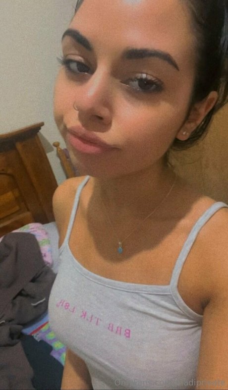 madiprivate erotic actress pic