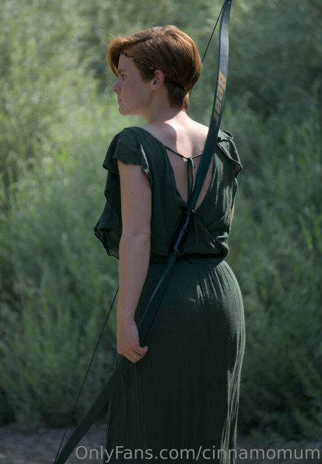 cinnamomum model nudes photo