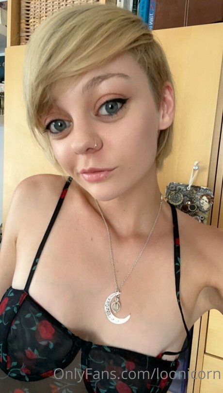 loonicorn nudes star pictures