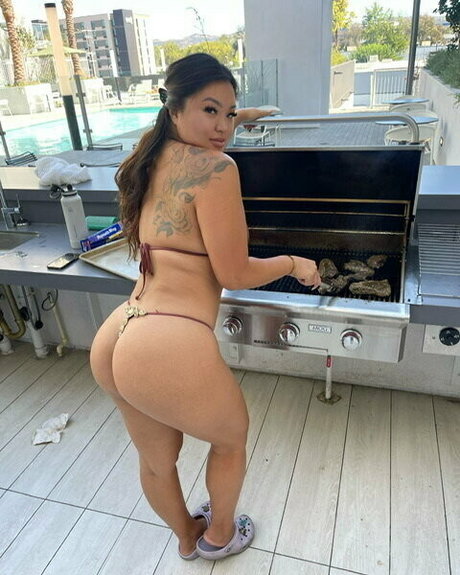 serenasu hot star photo