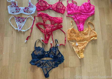 lisaalandfree adult model pictures