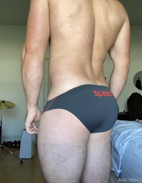 maxsmall star naked photos