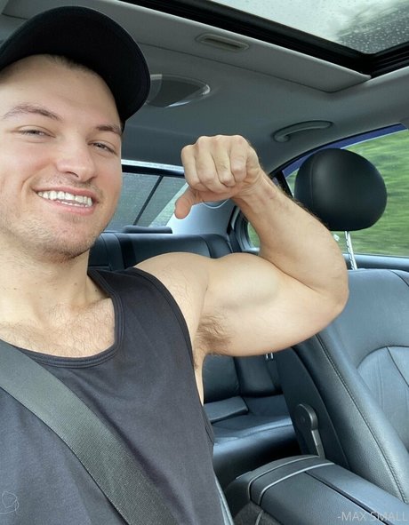 maxsmall sexy actress img