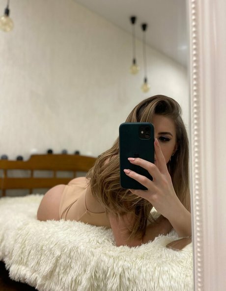 foxy mi69 art star pic