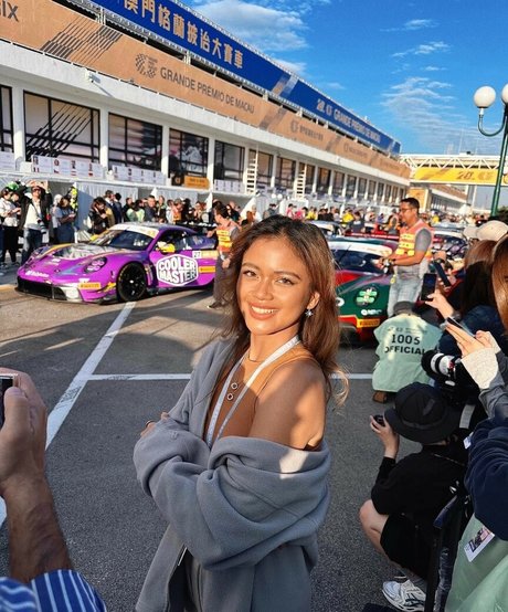 Bianca Bustamante star beautiful archive