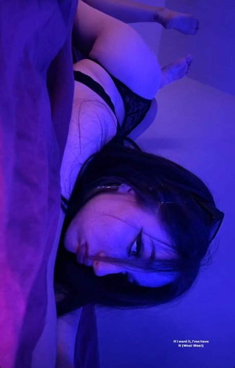 Luna Foster pretty star picture