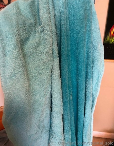 vaginal solo nudes actress photos