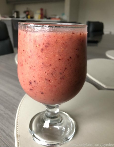 jayedeeofficial high quality model image