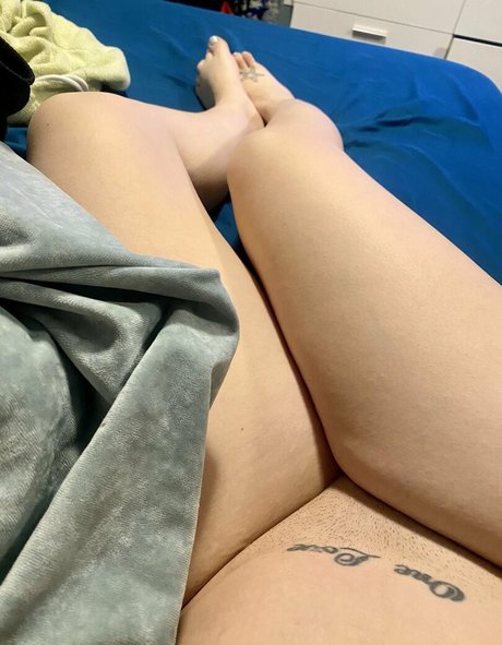 prettypetty1 porn model images