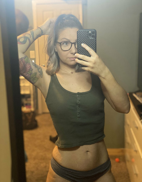 prettypetty1 hot actress picture