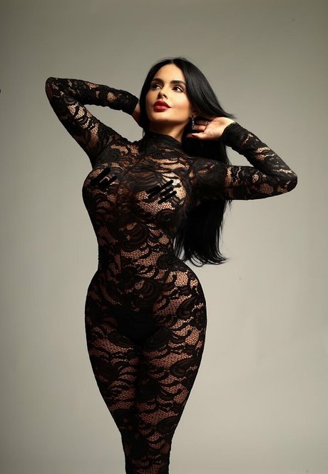 sweetmthsc sexy actress pictures