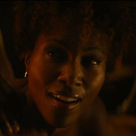 DeWanda Wise star top photos