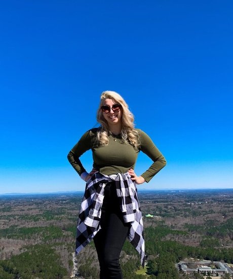 Abigail Cristea model nude pics