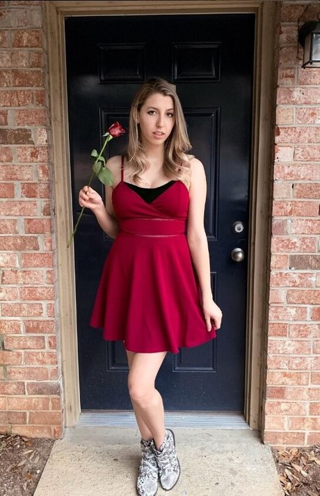 Abigail Cristea hot star picture