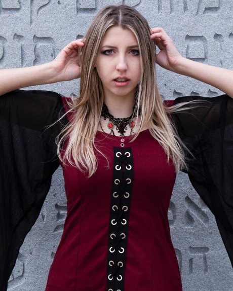 Abigail Cristea high quality model gallery