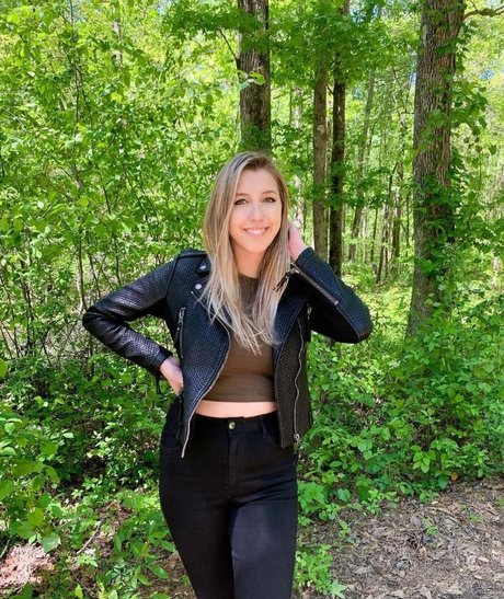 Abigail Cristea exclusive pornstar photos