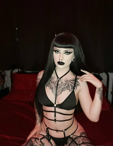 Alyssa Rayn star free pics