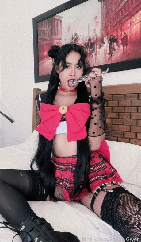 Sailor Gwen pornstar hot gallery