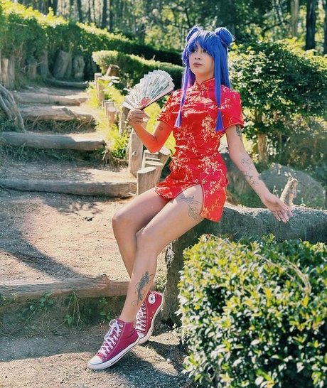 Sailor Gwen hd star photos