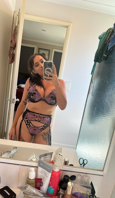 cecci west sexy star archive