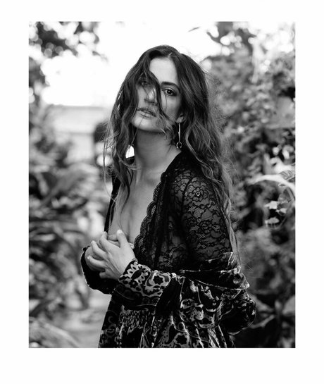 Rona Lee Shimon star nude galleries