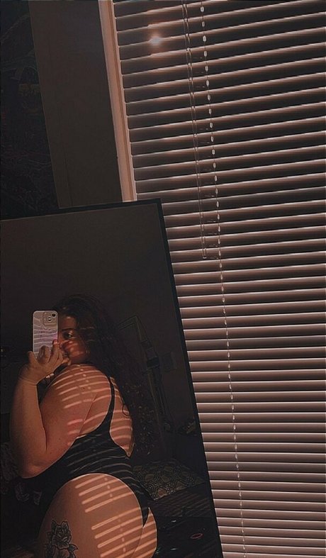 sweetnoodz nude star photo