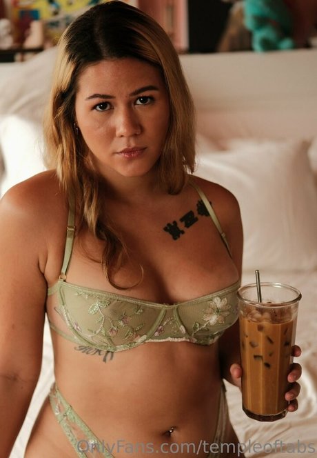 Tabitha Rice hot actress picture