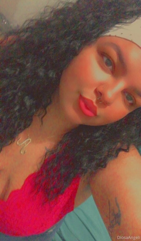 fall4angelic nude star picture