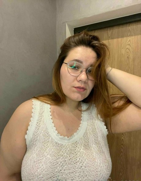 curvy virgin star adult pic