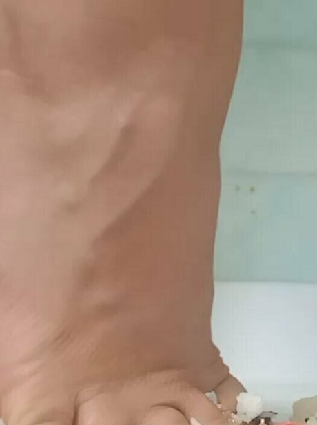 sweet noemi elena hd model archive