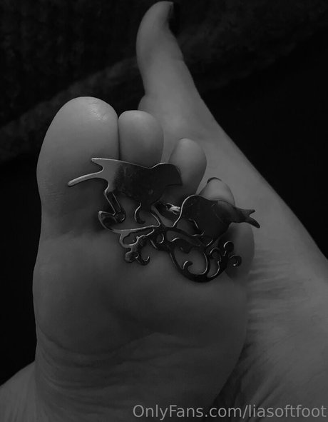 liasoftfoot perfect star photo