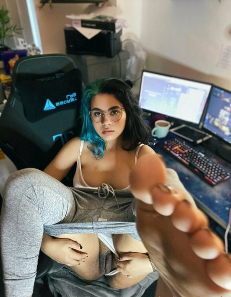 taylorhenries hot pornstar pic