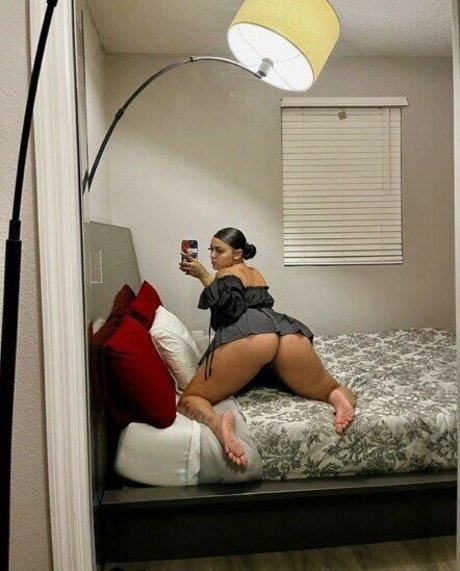 Trippyisme model perfect galleries