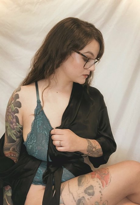 FrankieDarko pornstar naked photos