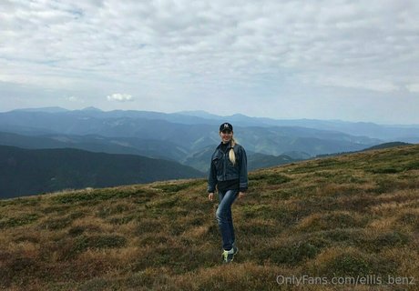 ellis benz hot actress photos