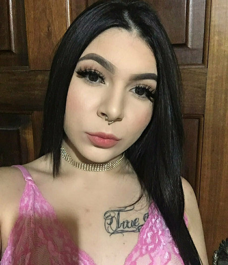 Jenny Storm nude model pictures