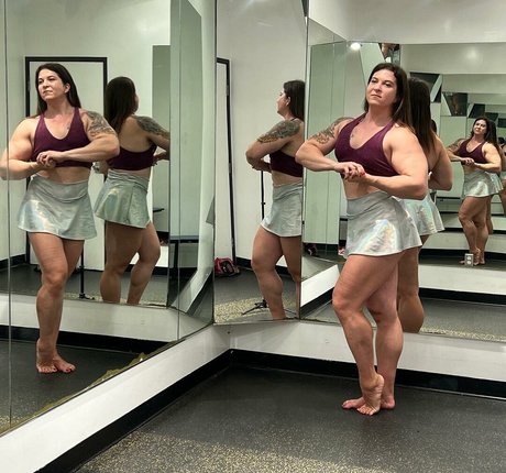 Eva The Supergirl model pretty images