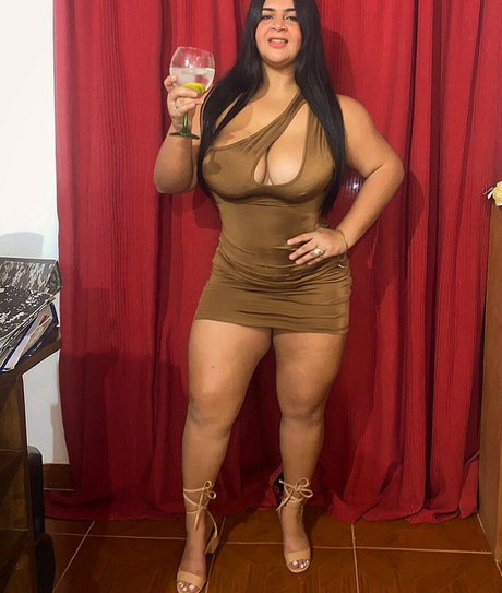 Guada Gamarra nice actress pictures