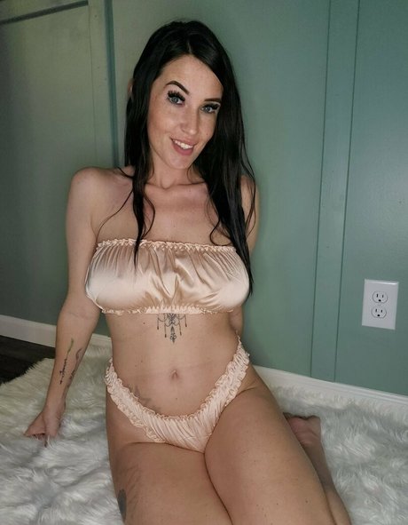 sweetlexifree star exclusive image