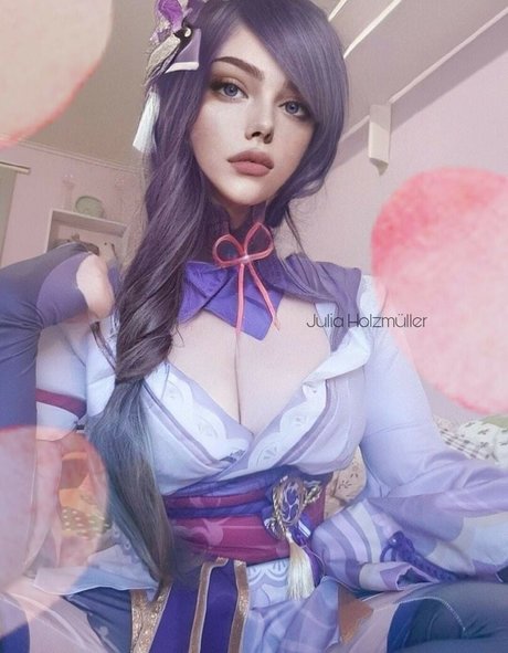 Julia Holzmuller nudes model gallery