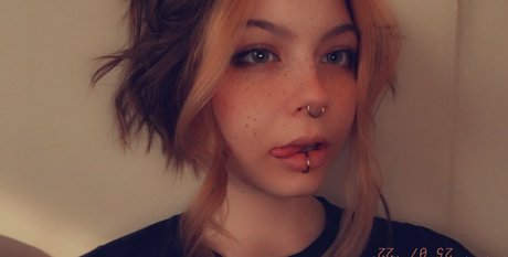 convolutedead sexy star photos