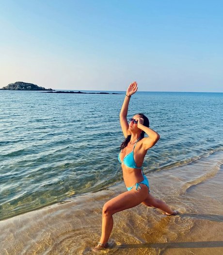 Karolin Fiekci pornstar pretty pictures