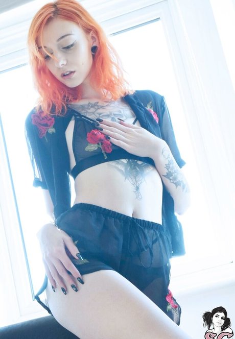 Neomabell erotic model gallery