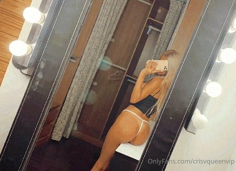crisvqueen pornstar nude picture