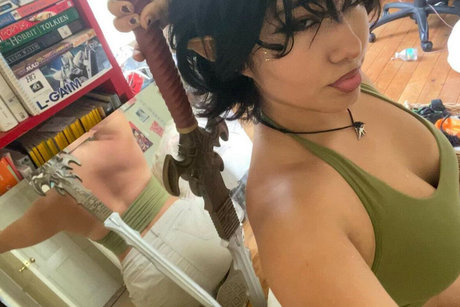 Roombaslayer69 star naked image