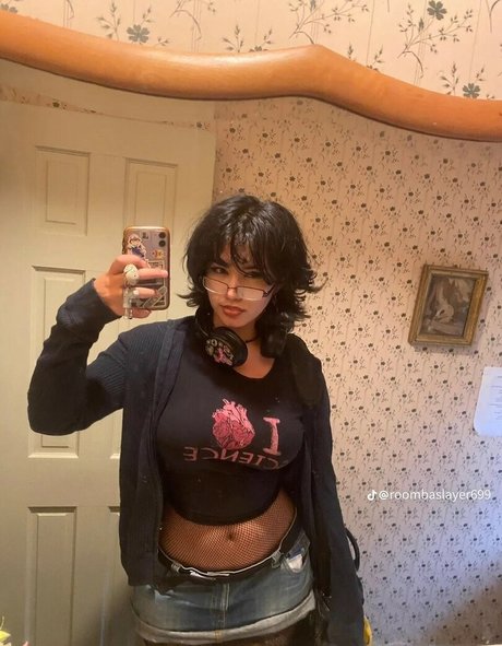 Roombaslayer69 nice pornstar image