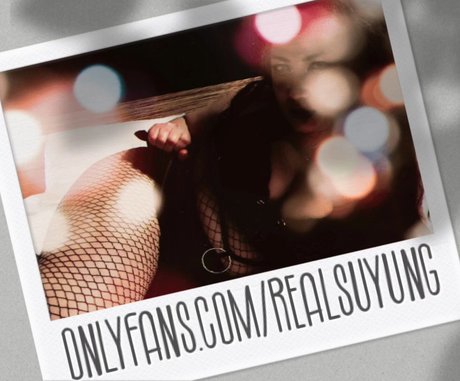 Su Yung pornstar photo