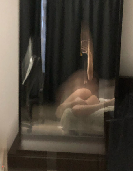 Wisexnja model porn pic