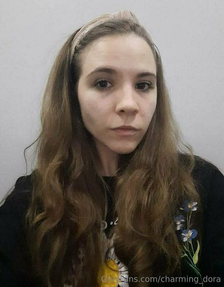 charming dora xxx model picture