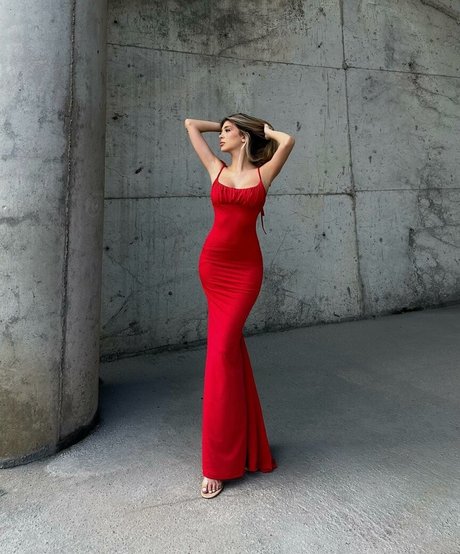 gul killiic art model photos